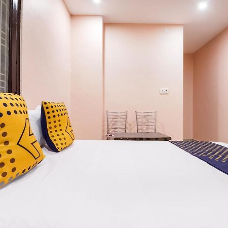 Spot On 63000 Hotel S.S. Plaza Banthra Sikandarpur Dış mekan fotoğraf