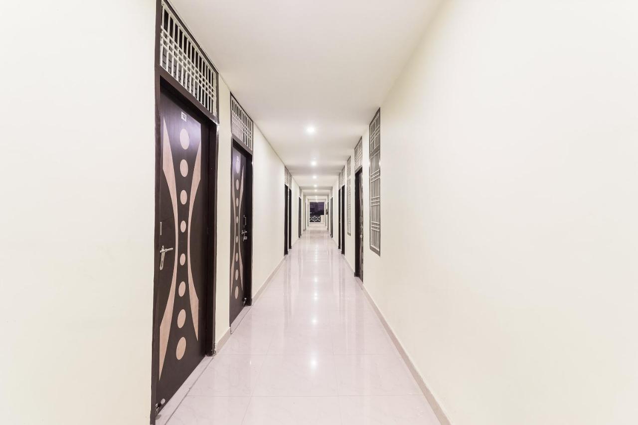Spot On 63000 Hotel S.S. Plaza Banthra Sikandarpur Dış mekan fotoğraf