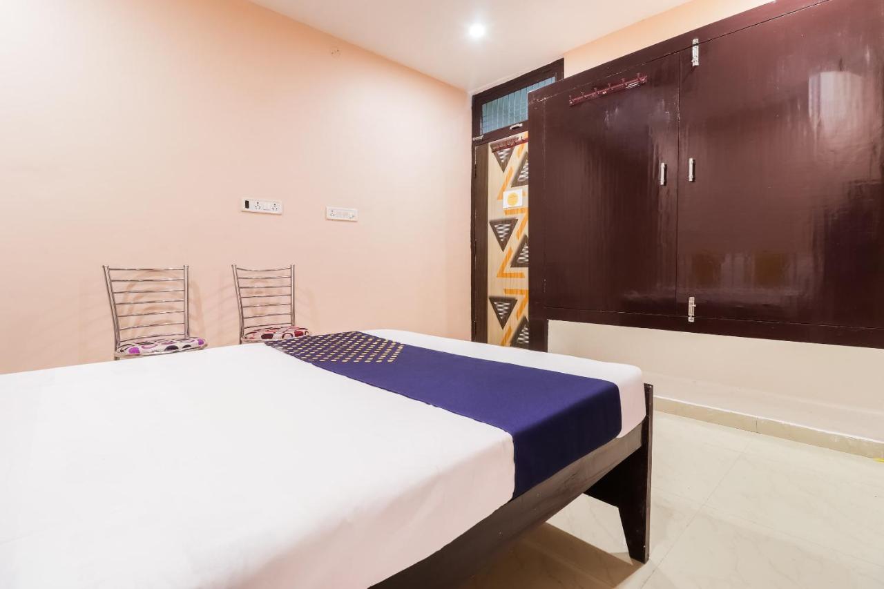 Spot On 63000 Hotel S.S. Plaza Banthra Sikandarpur Dış mekan fotoğraf