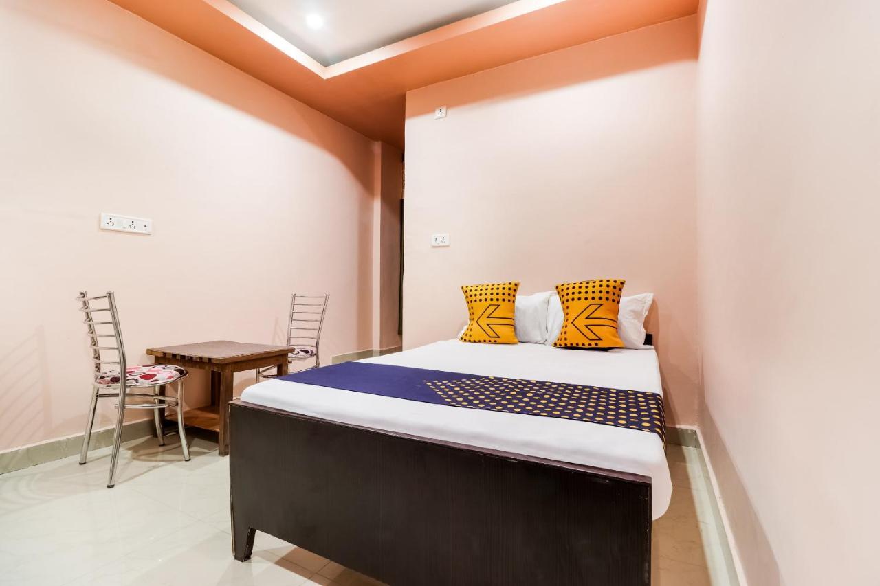Spot On 63000 Hotel S.S. Plaza Banthra Sikandarpur Dış mekan fotoğraf