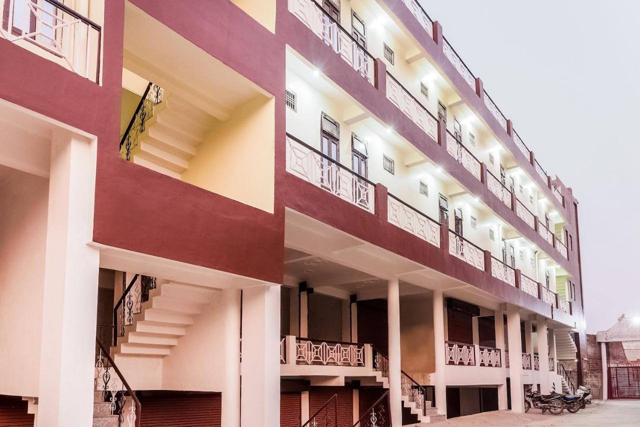Spot On 63000 Hotel S.S. Plaza Banthra Sikandarpur Dış mekan fotoğraf