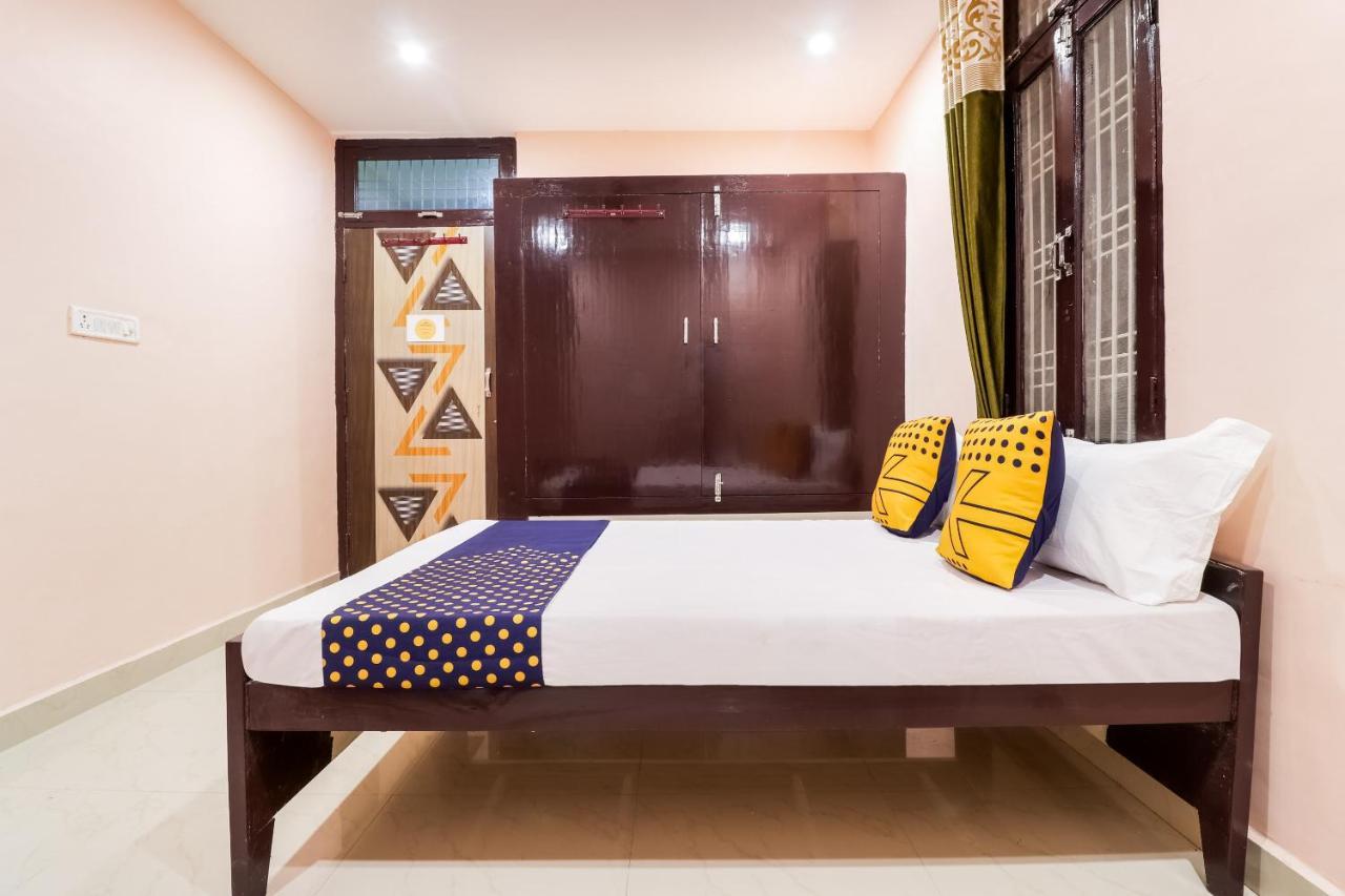 Spot On 63000 Hotel S.S. Plaza Banthra Sikandarpur Dış mekan fotoğraf