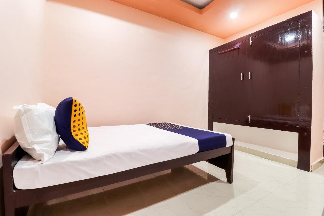 Spot On 63000 Hotel S.S. Plaza Banthra Sikandarpur Dış mekan fotoğraf